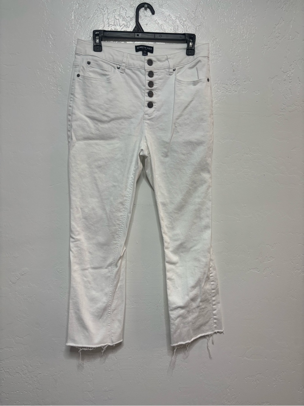 Womens size 8 Kenneth Cole brand jeans, #L1334